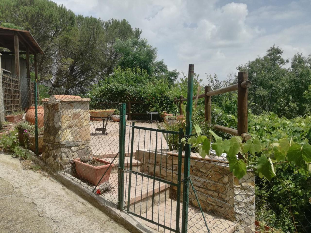 Bed & Breakfast La Rondinella Montecerboli